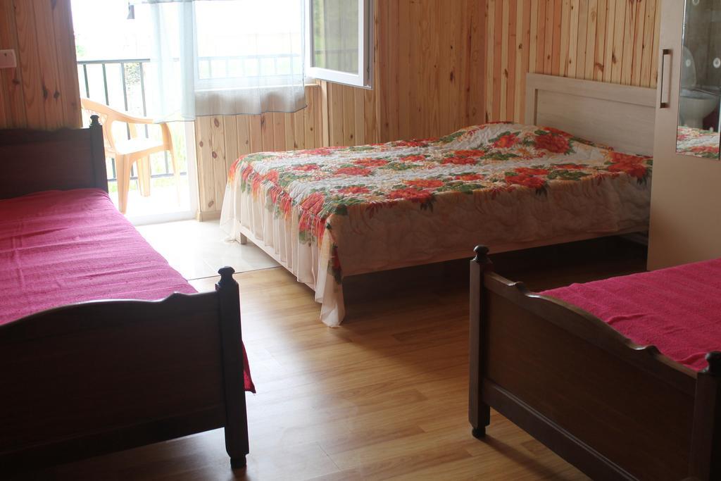 Guest House Mari Ureki Eksteriør billede
